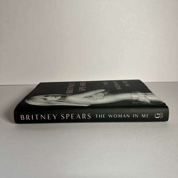 The Woman in Me by Britney Spears (2023, Hardcover / Hardcover) 1st Edition - Picture 3 of 9